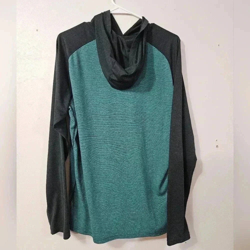 Nike dri fit blue and black striped hoodie!